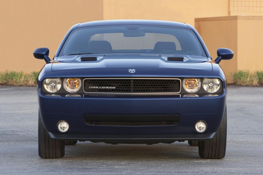  Dodge Challenger 2009 года  (фото 2 из 13)